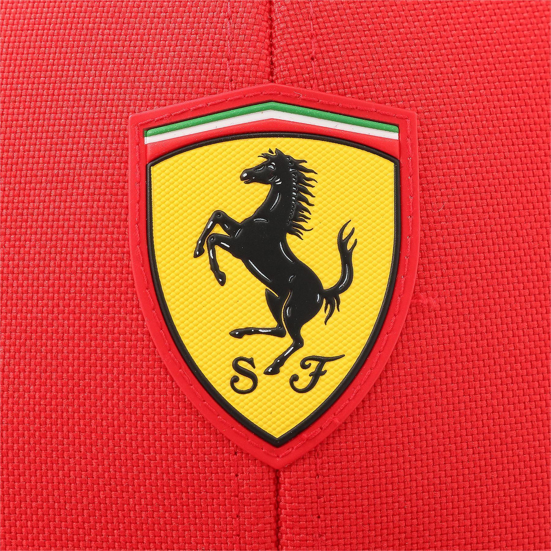 Casquette Ferrari