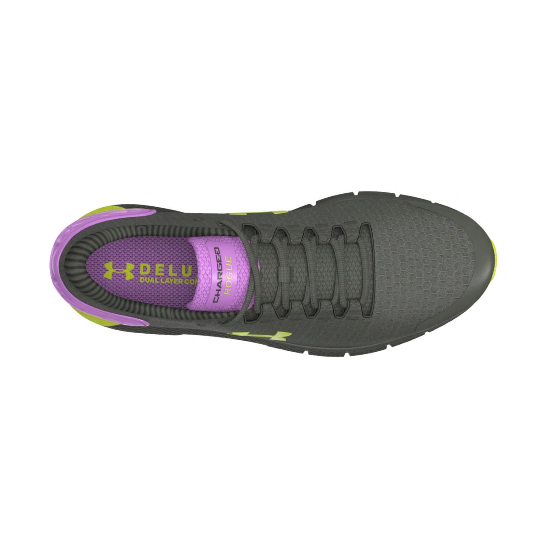 Chaussures de running femme Under Armour Charged Rogue 2 ColdGear Infrared