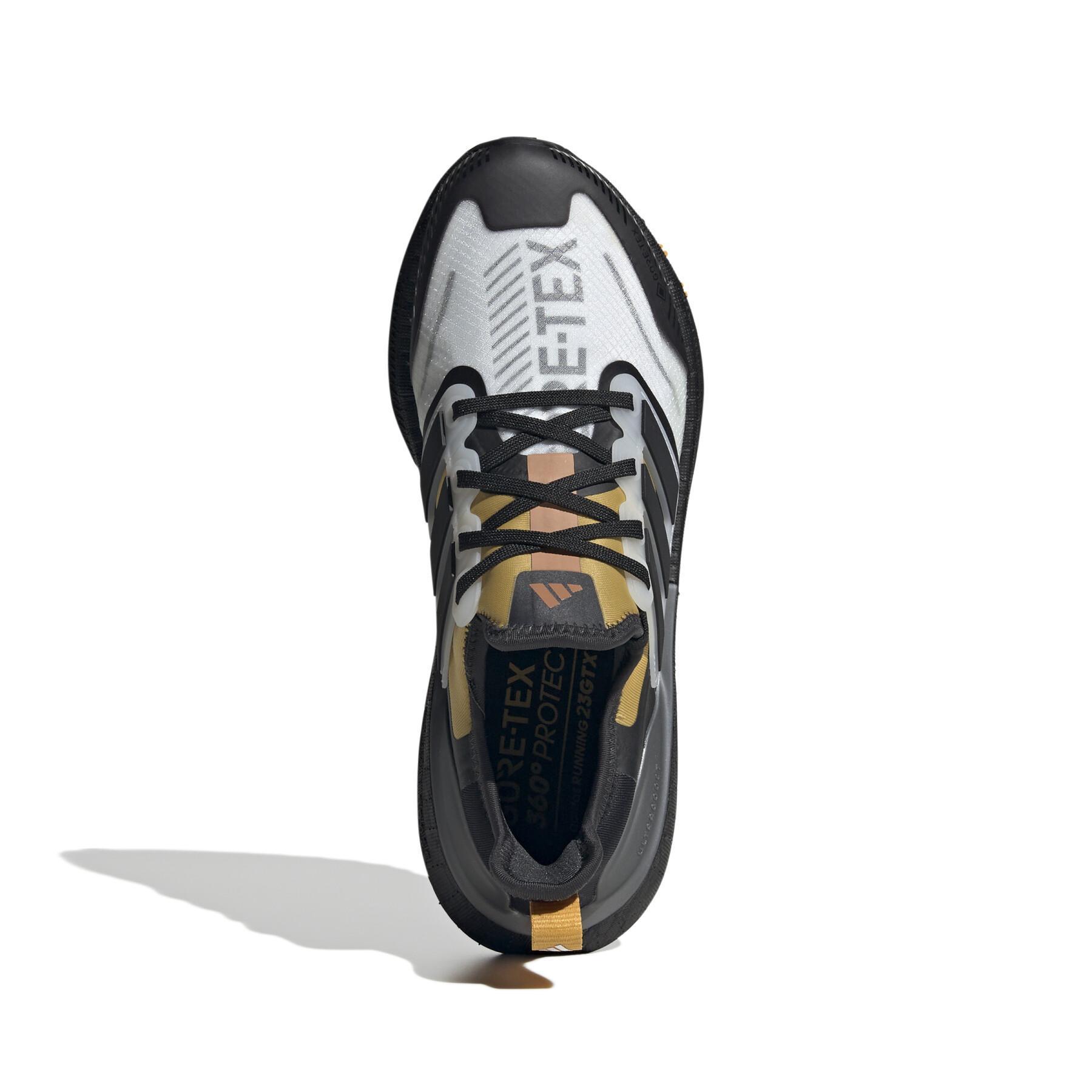 Chaussures de running femme adidas Ultraboost Light Gtx