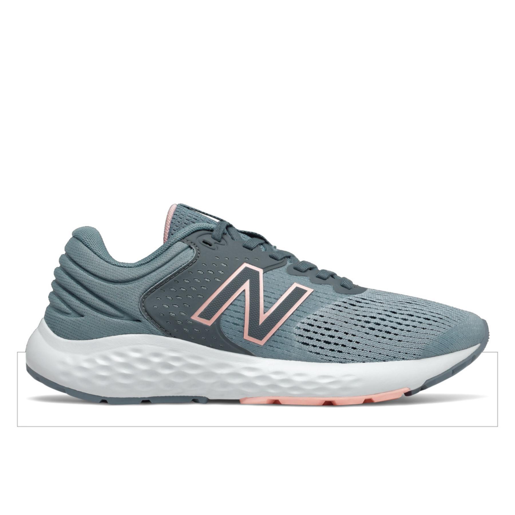 Chaussures de running femme New Balance 520v7