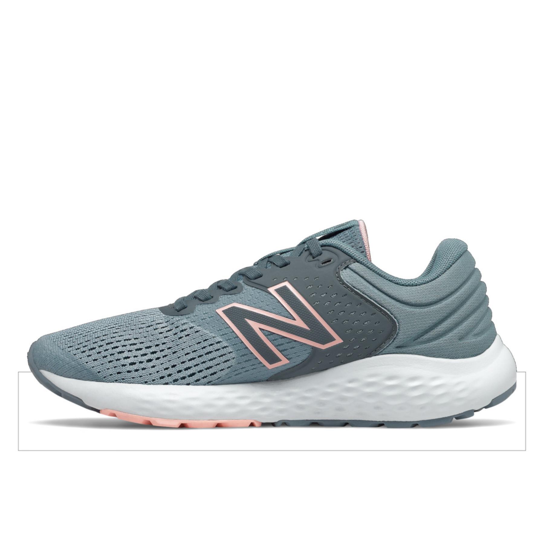 Chaussures de running femme New Balance 520v7